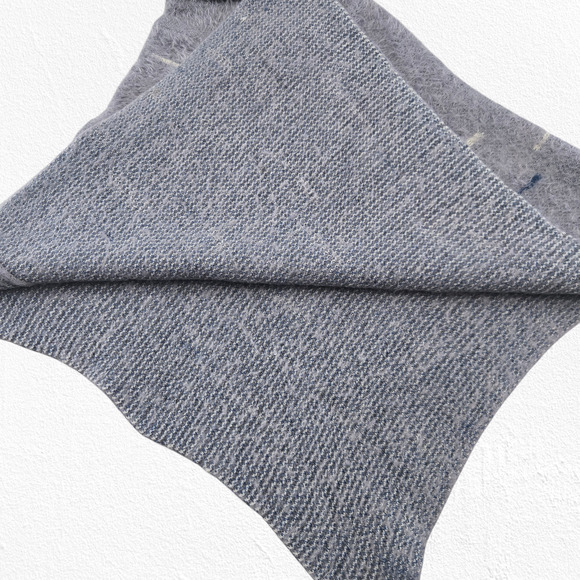 Y2K Gray Fuzzy Acrylic Poncho Cowl Neck 2000 Boho Abstract Dash Pattern One Size - Picture 4 of 8